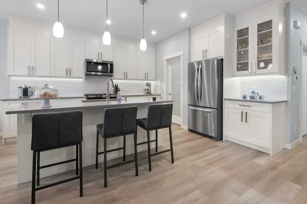 78 Lakes Estates Circle Strathmore AB T1P 1L8