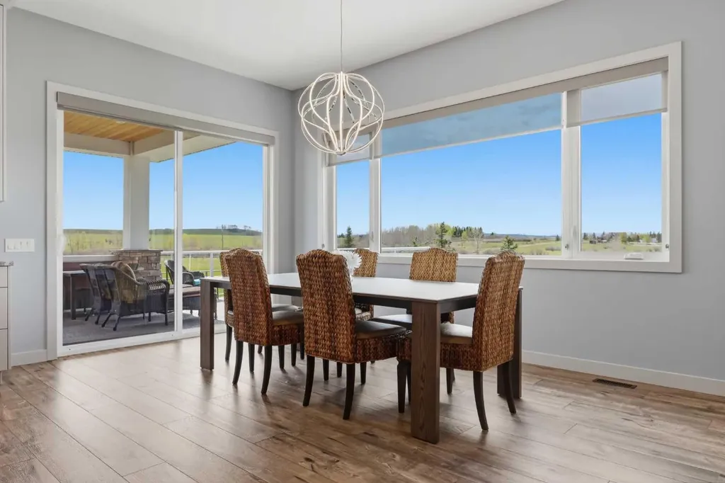 162035 192 Street W Rural Foothills County AB T1S 2T2