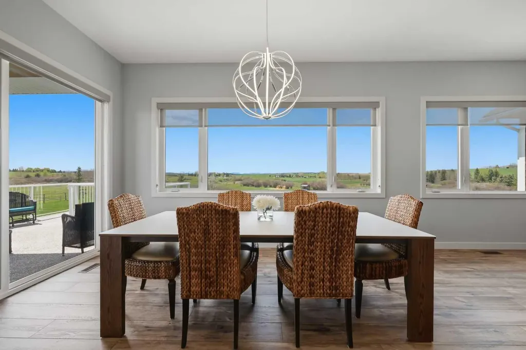 162035 192 Street W Rural Foothills County AB T1S 2T2