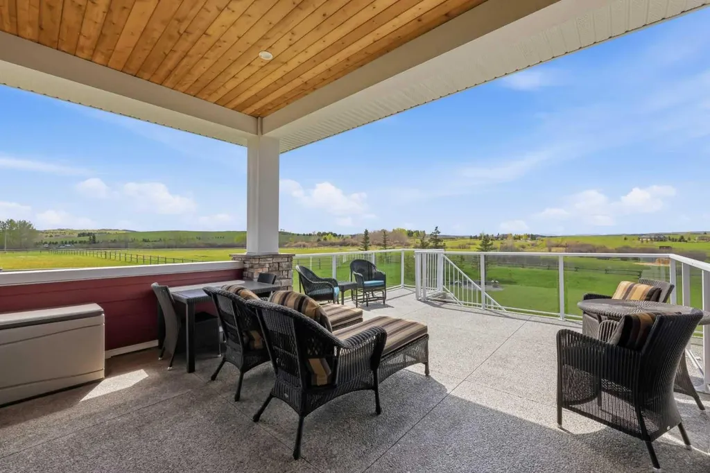 162035 192 Street W Rural Foothills County AB T1S 2T2