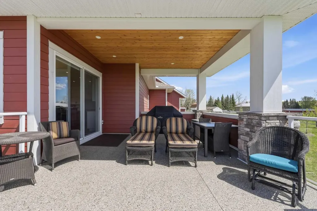 162035 192 Street W Rural Foothills County AB T1S 2T2