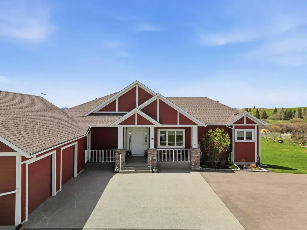 162035 192 Street W Rural Foothills County AB T1S 2T2