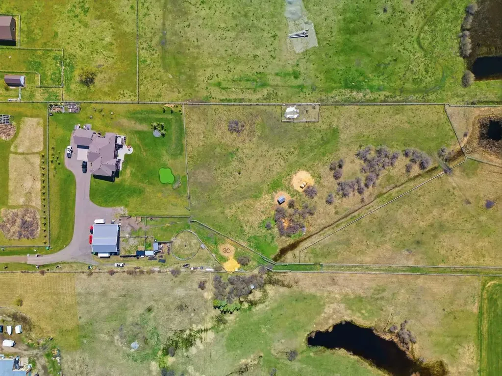 162035 192 Street W Rural Foothills County AB T1S 2T2