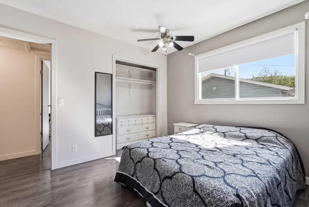 1420 Marlyn Way NE Calgary AB T2A 3K1