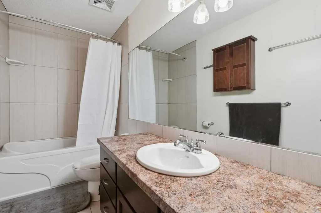 1420 Marlyn Way NE Calgary AB T2A 3K1