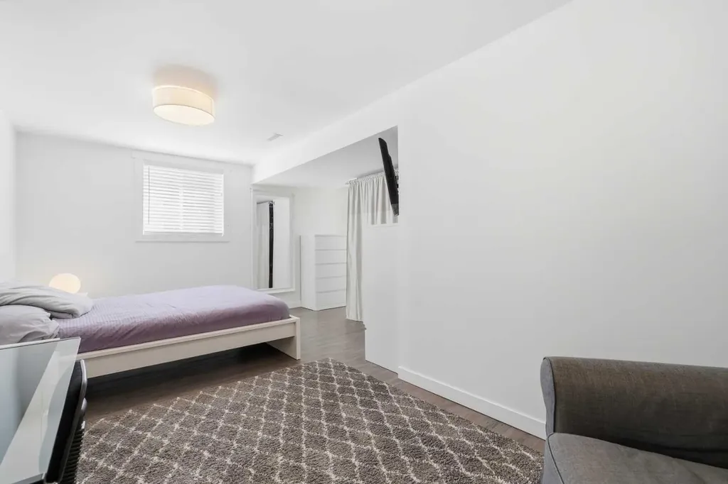 1420 Marlyn Way NE Calgary AB T2A 3K1
