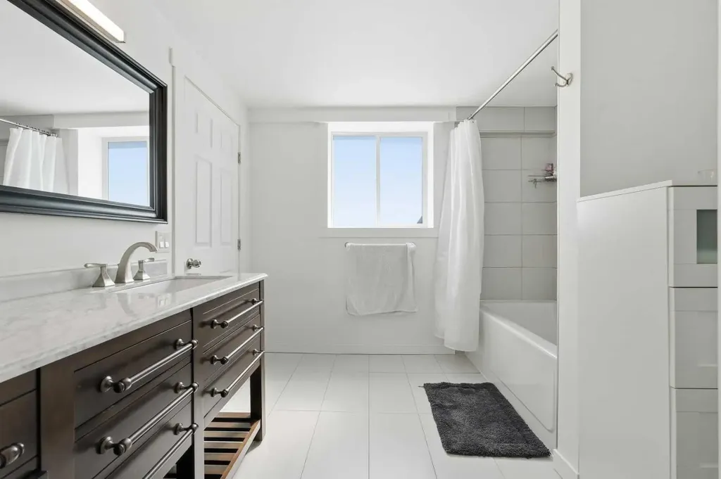 1420 Marlyn Way NE Calgary AB T2A 3K1