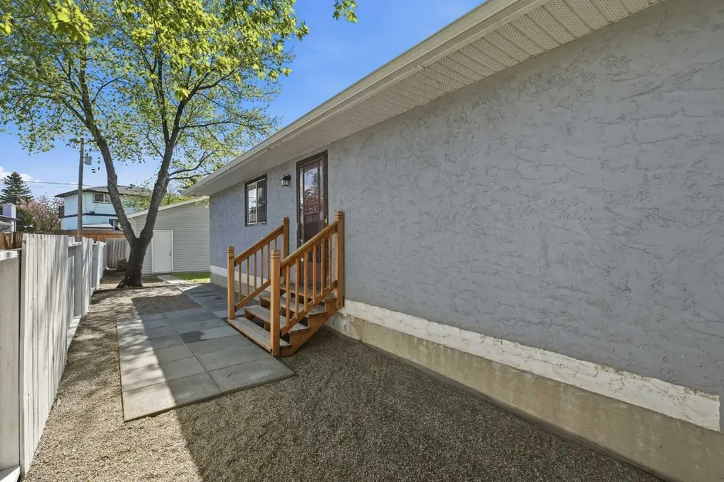 1420 Marlyn Way NE Calgary AB T2A 3K1