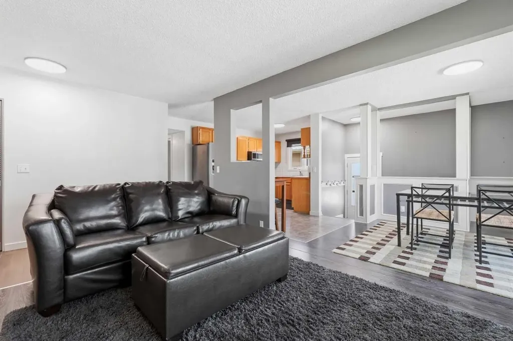 1420 Marlyn Way NE Calgary AB T2A 3K1