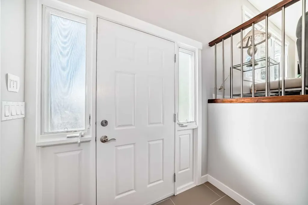 47 Coleridge Crescent NW Calgary AB T2K 1X8