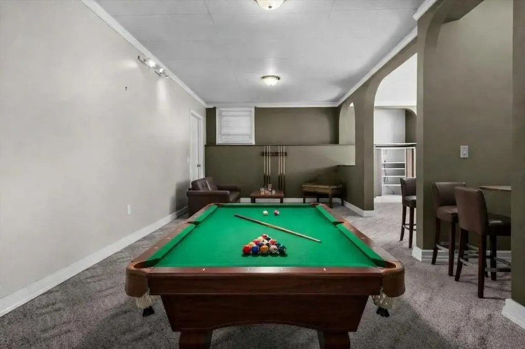100 Macewan Park Manor NW Calgary AB T3K 4G6
