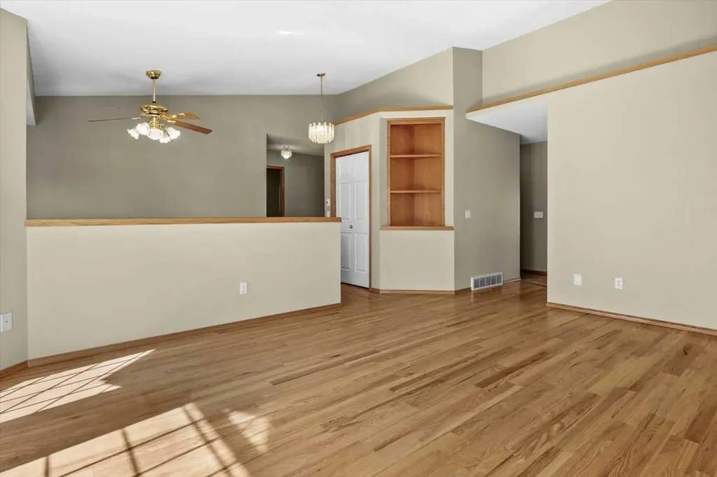 100 Macewan Park Manor NW Calgary AB T3K 4G6