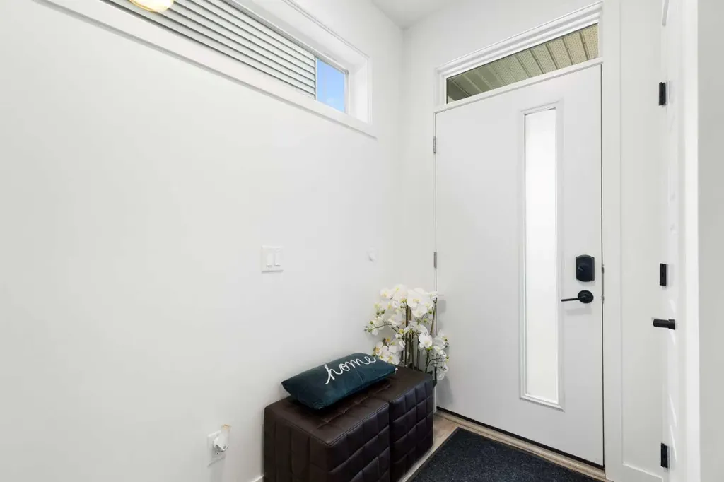 60 Belmont Villas SW Calgary AB T2X4W2
