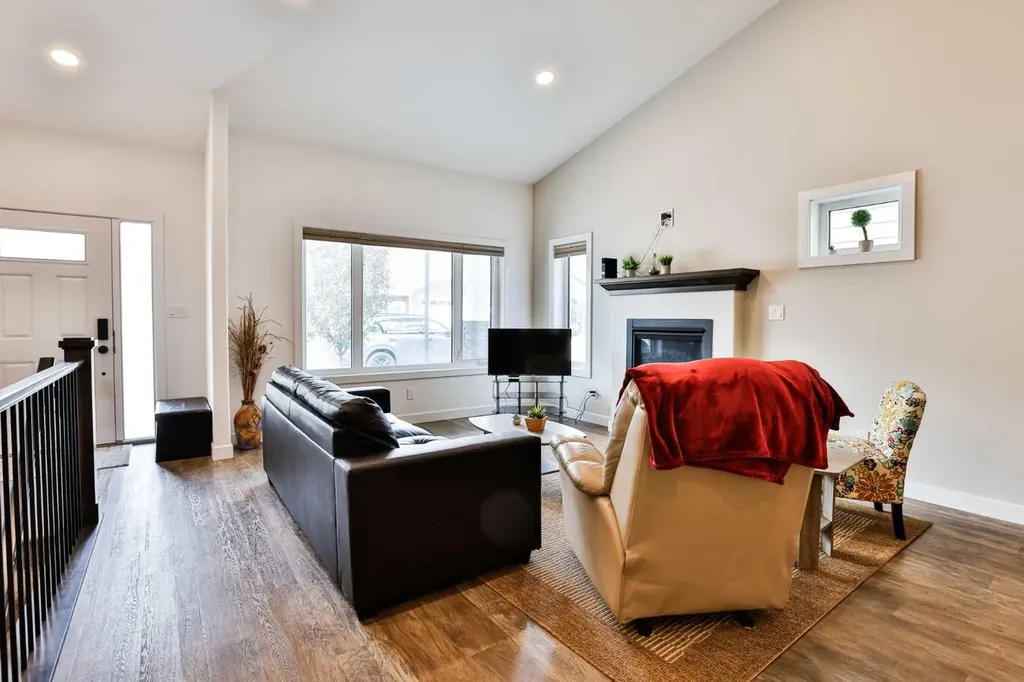 333 Cowan Avenue Picture Butte AB T0K 1V0