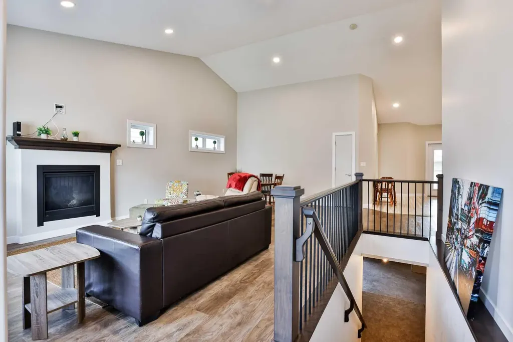 333 Cowan Avenue Picture Butte AB T0K 1V0