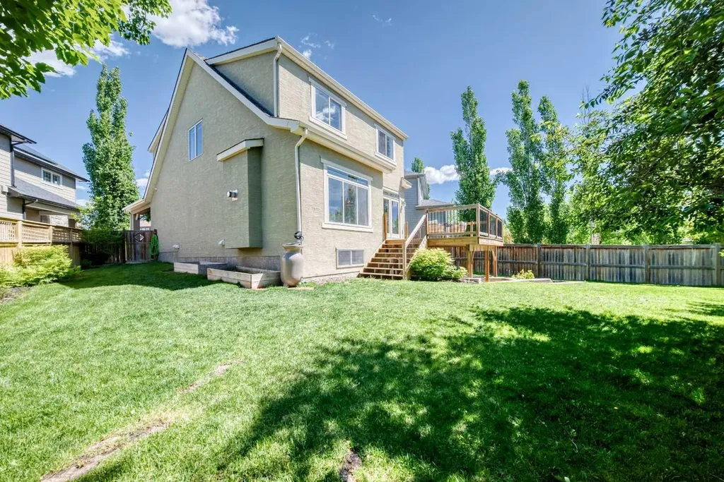 82 Mahogany Green SE Calgary AB T3M 0T3