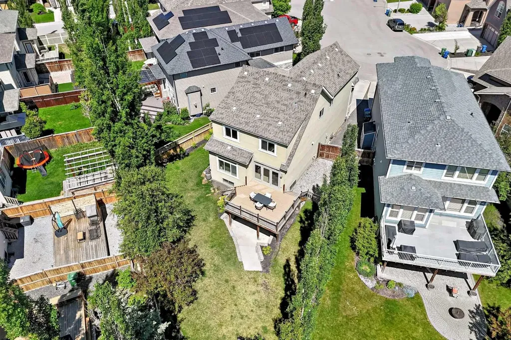 82 Mahogany Green SE Calgary AB T3M 0T3