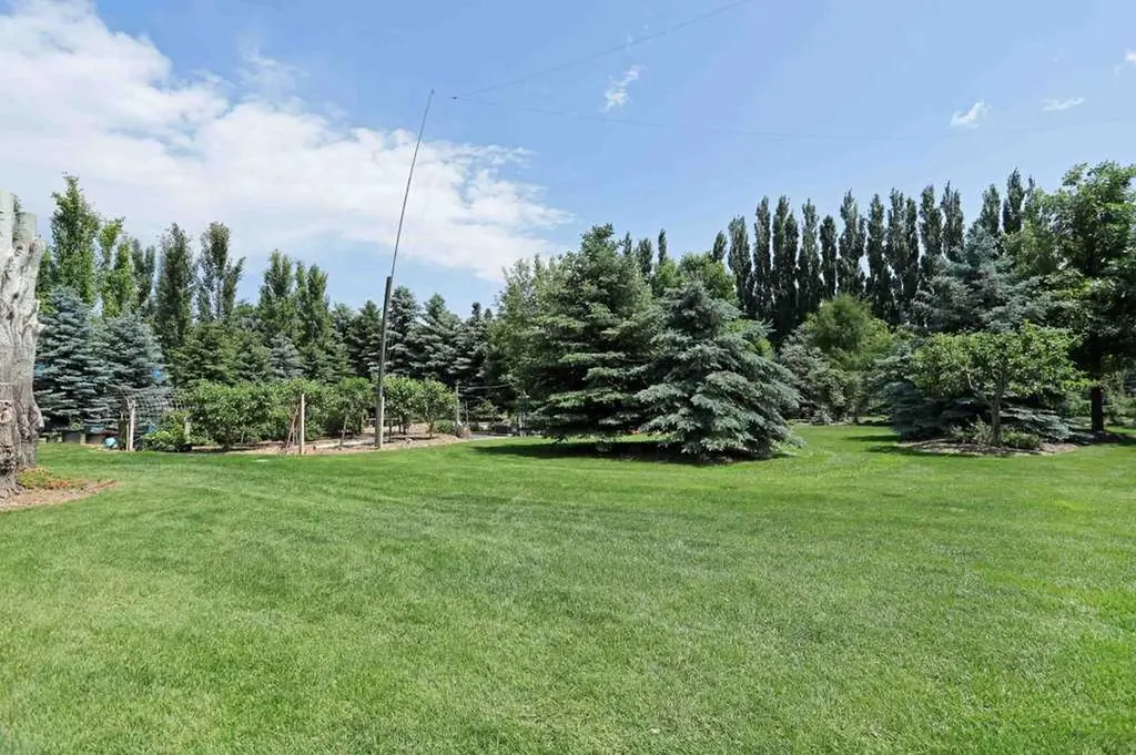 145006 Township Road 190 Road Rural Newell County Of AB T1R1B4