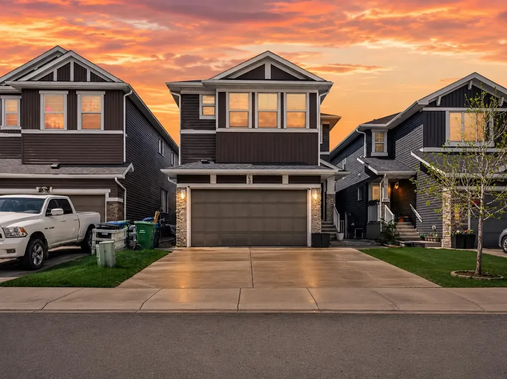 49 Redstone Heath NE Calgary AB T3N0T6