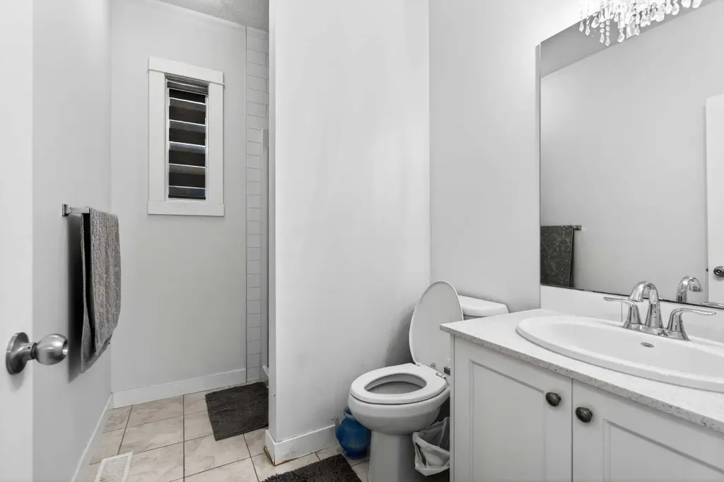 49 Redstone Heath NE Calgary AB T3N0T6