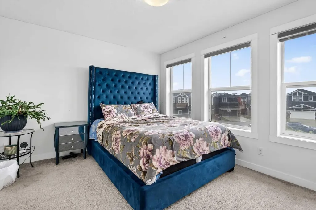 49 Redstone Heath NE Calgary AB T3N0T6