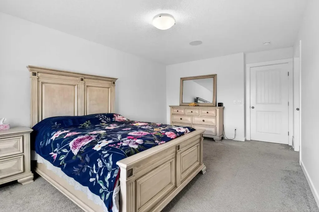 49 Redstone Heath NE Calgary AB T3N0T6