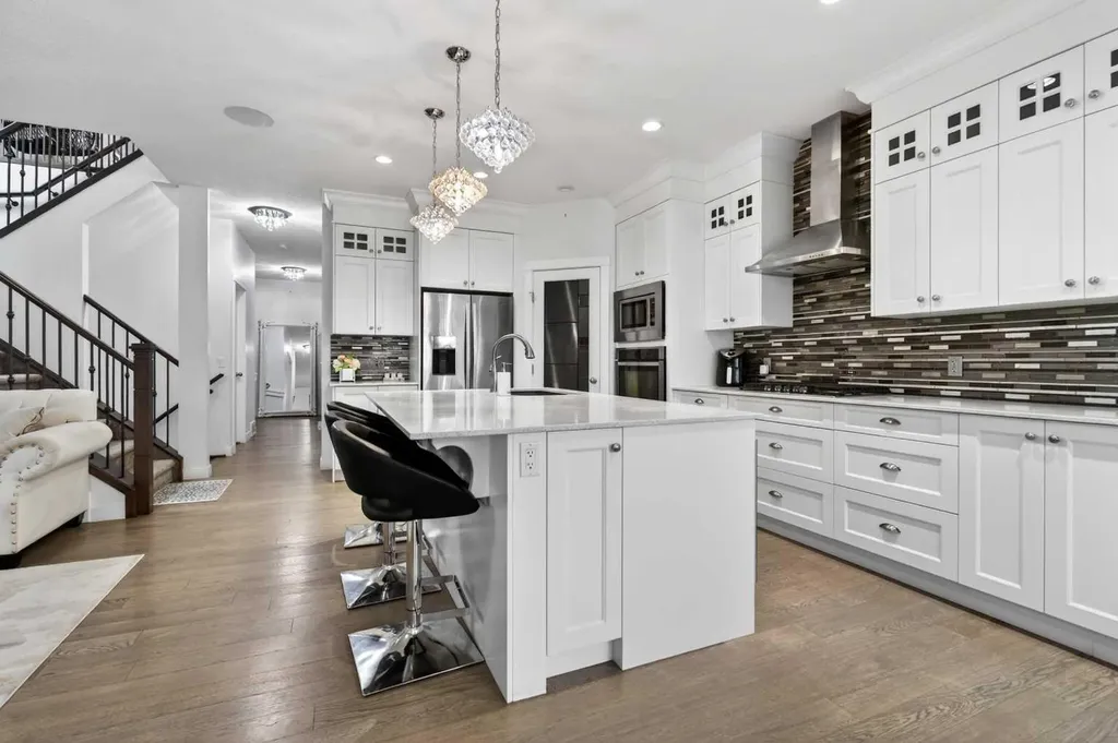 49 Redstone Heath NE Calgary AB T3N0T6
