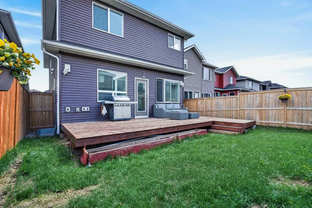 49 Redstone Heath NE Calgary AB T3N0T6