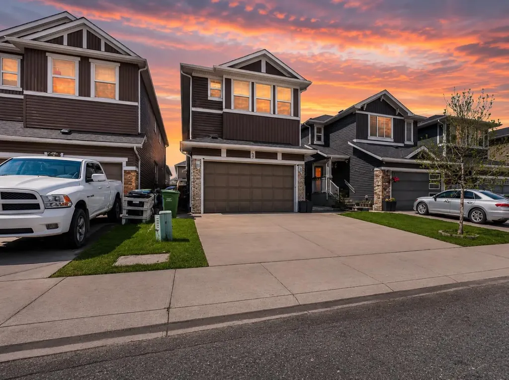 49 Redstone Heath NE Calgary AB T3N0T6