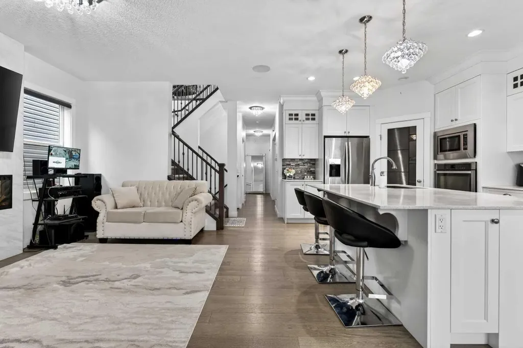 49 Redstone Heath NE Calgary AB T3N0T6