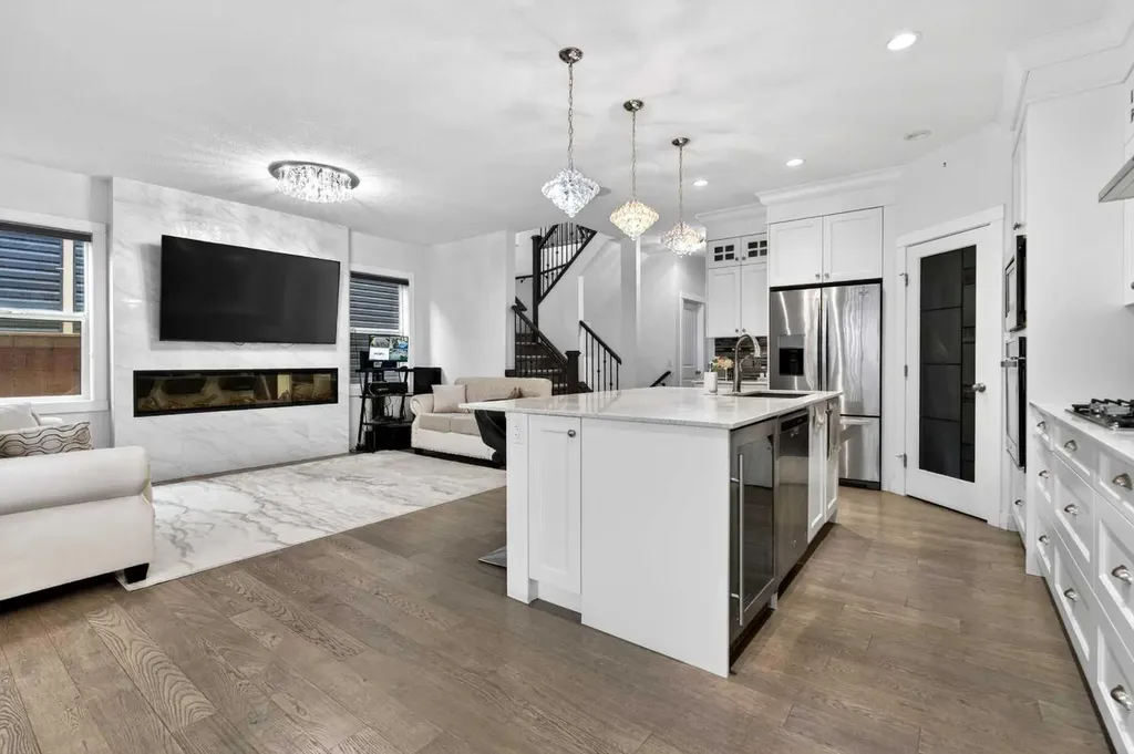 49 Redstone Heath NE Calgary AB T3N0T6