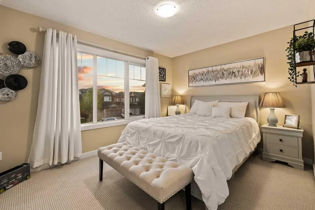 62 Panamount View NW Calgary AB T3K 0A6