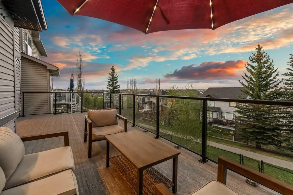 62 Panamount View NW Calgary AB T3K 0A6