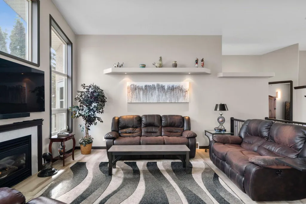 80 Cambrille Crescent Strathmore AB T1P1N2