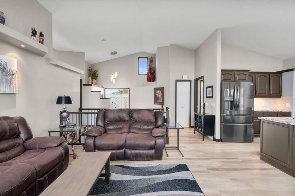 80 Cambrille Crescent Strathmore AB T1P1N2