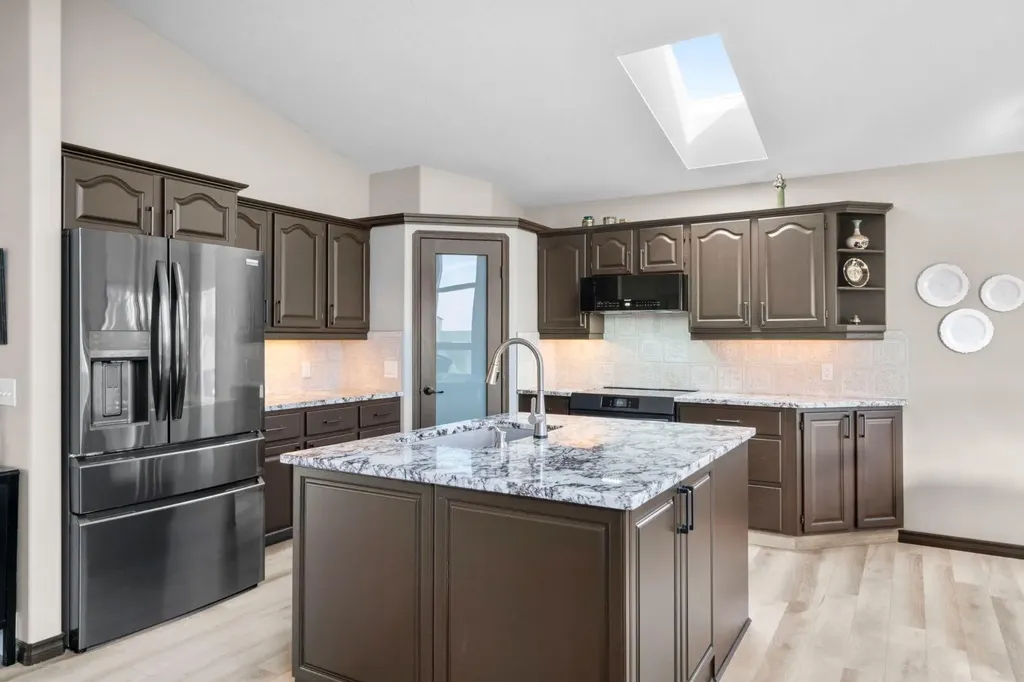 80 Cambrille Crescent Strathmore AB T1P1N2