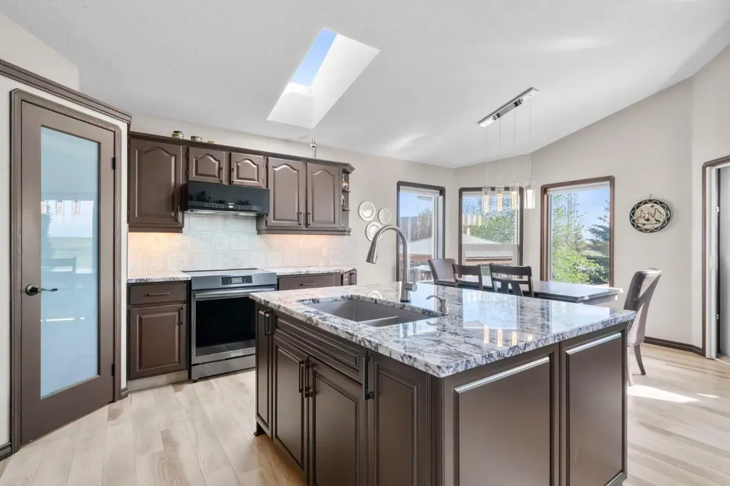 80 Cambrille Crescent Strathmore AB T1P1N2
