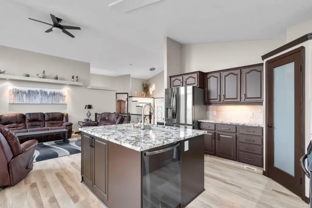 80 Cambrille Crescent Strathmore AB T1P1N2