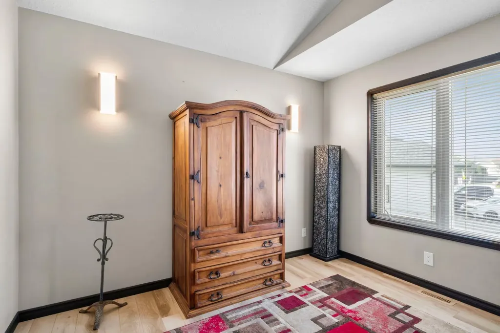 80 Cambrille Crescent Strathmore AB T1P1N2