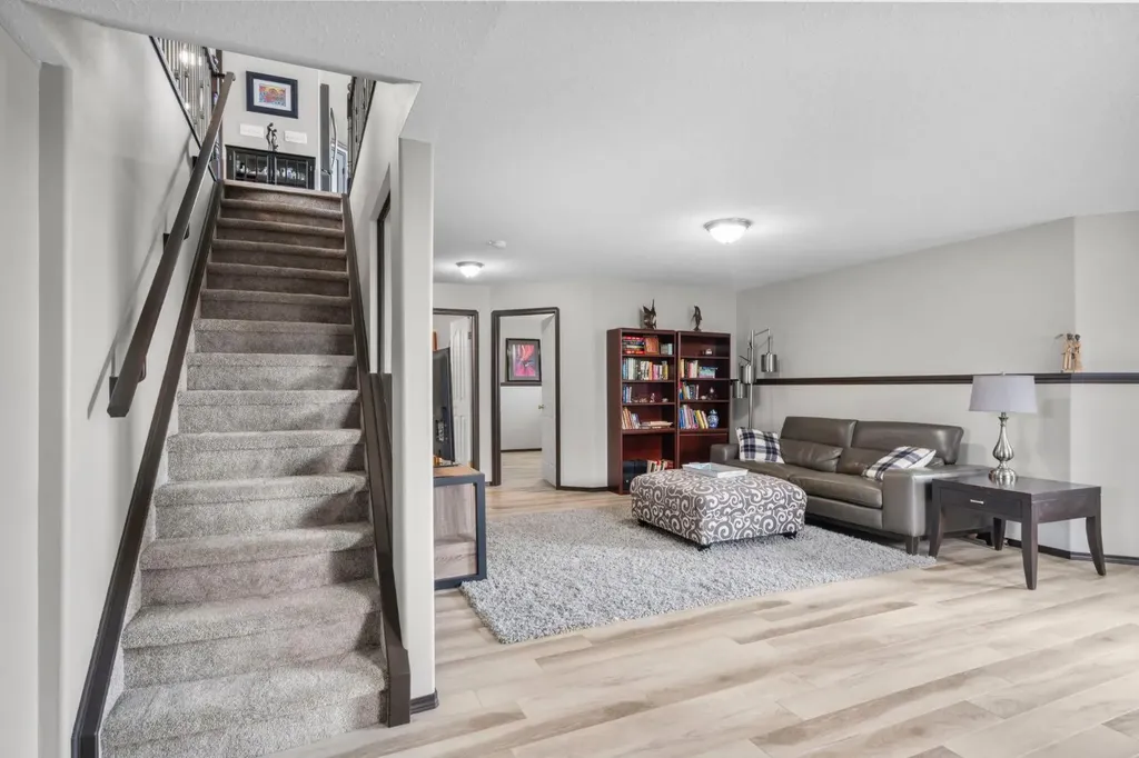 80 Cambrille Crescent Strathmore AB T1P1N2