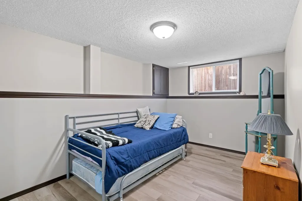 80 Cambrille Crescent Strathmore AB T1P1N2