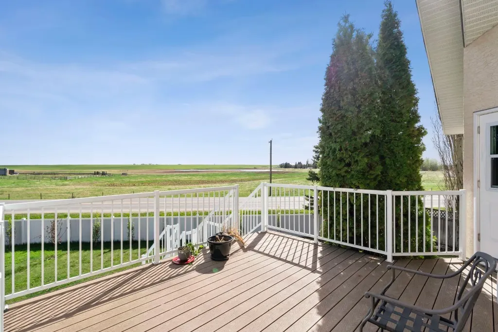 80 Cambrille Crescent Strathmore AB T1P1N2