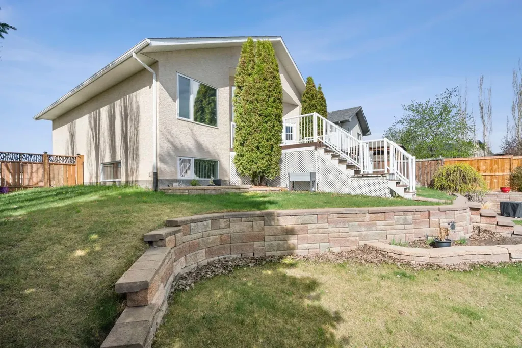 80 Cambrille Crescent Strathmore AB T1P1N2