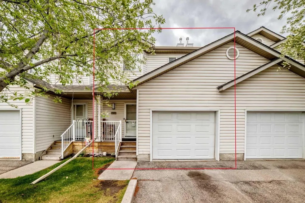 57 Mt Aberdeen Manor SE Calgary AB T2Z 3N8