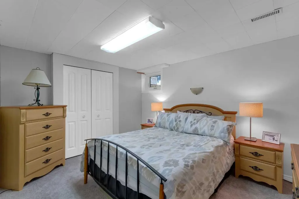 16014 Dewinton Riding Club Road E Rural Foothills County AB T1S 4W7