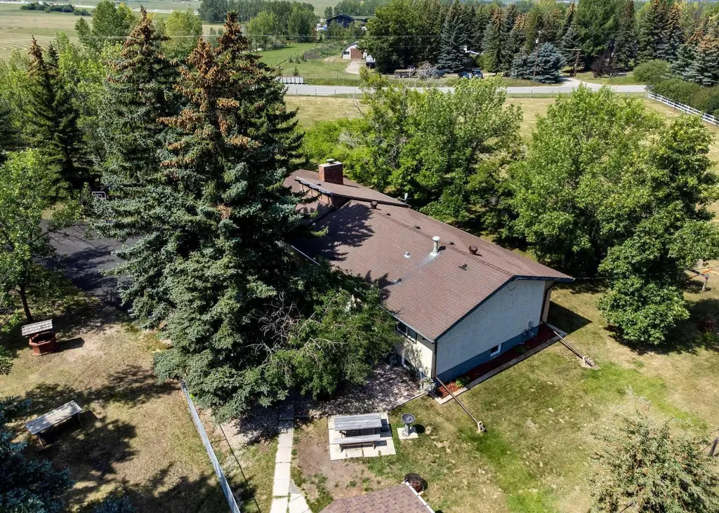 16014 Dewinton Riding Club Road E Rural Foothills County AB T1S 4W7