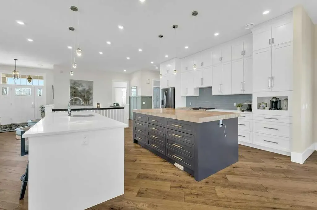 5304 Westview Drive Rimbey AB T0L 2J0