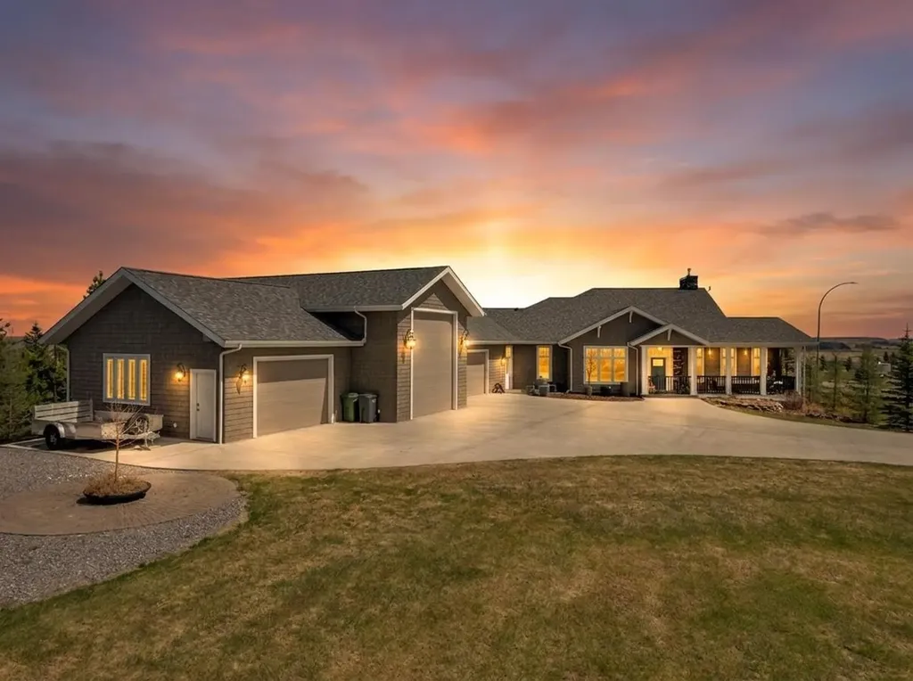 5304 Westview Drive Rimbey AB T0L 2J0