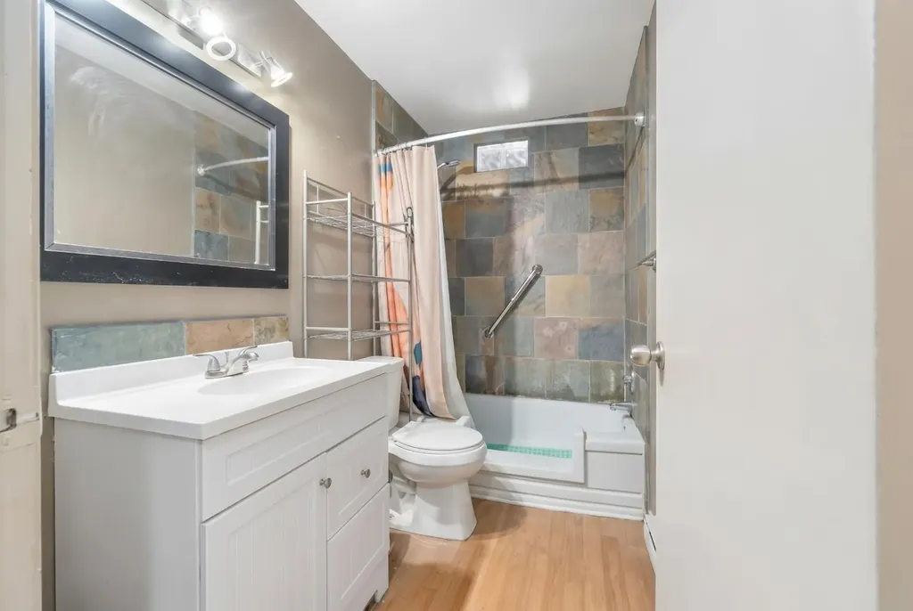 48 Franklin Drive SE Calgary AB T2H0T9