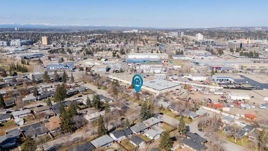 48 Franklin Drive SE Calgary AB T2H0T9